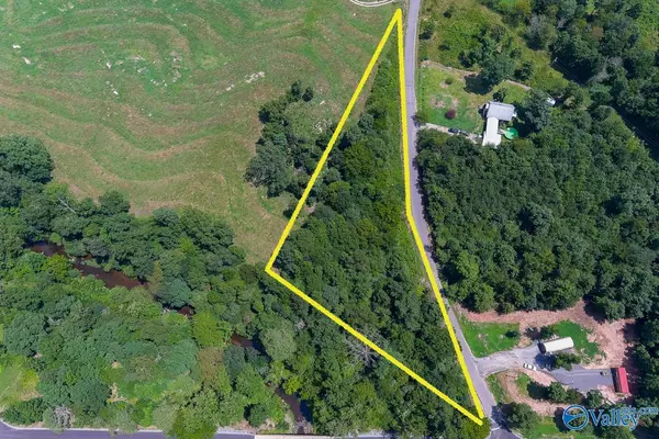 Grove Oak, AL 35975,1.7 acres County Road 357