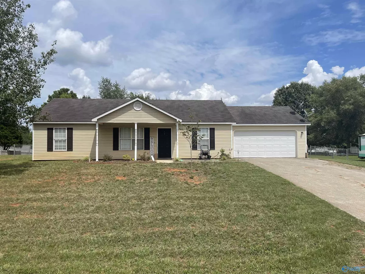 Toney, AL 35773,222 Barberry Lane