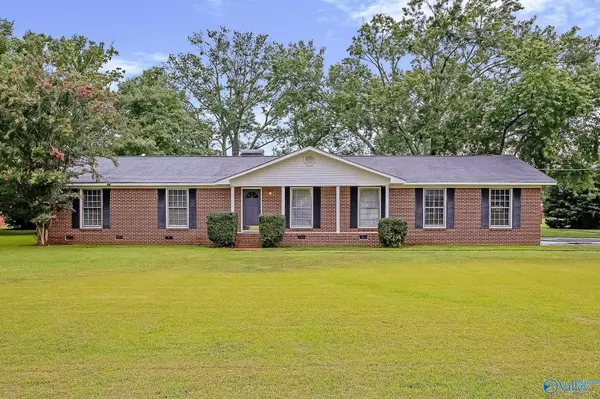 414 Brockway Road, Owens Cross Roads, AL 35763