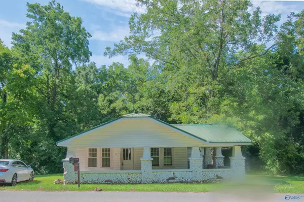 114 Johnson Street, Glencoe, AL 35905