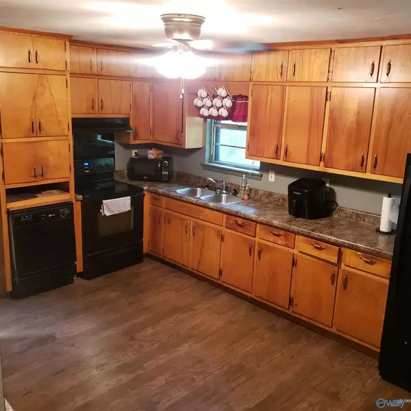 Decatur, AL 35601,1205 Dodd Drive SW
