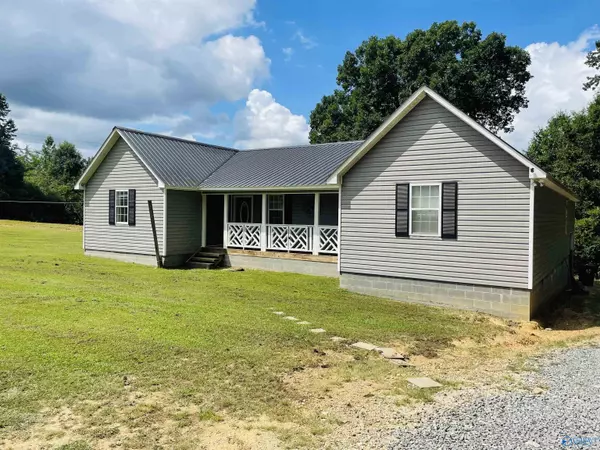 Boaz, AL 35956,699 Mark Whitt Road