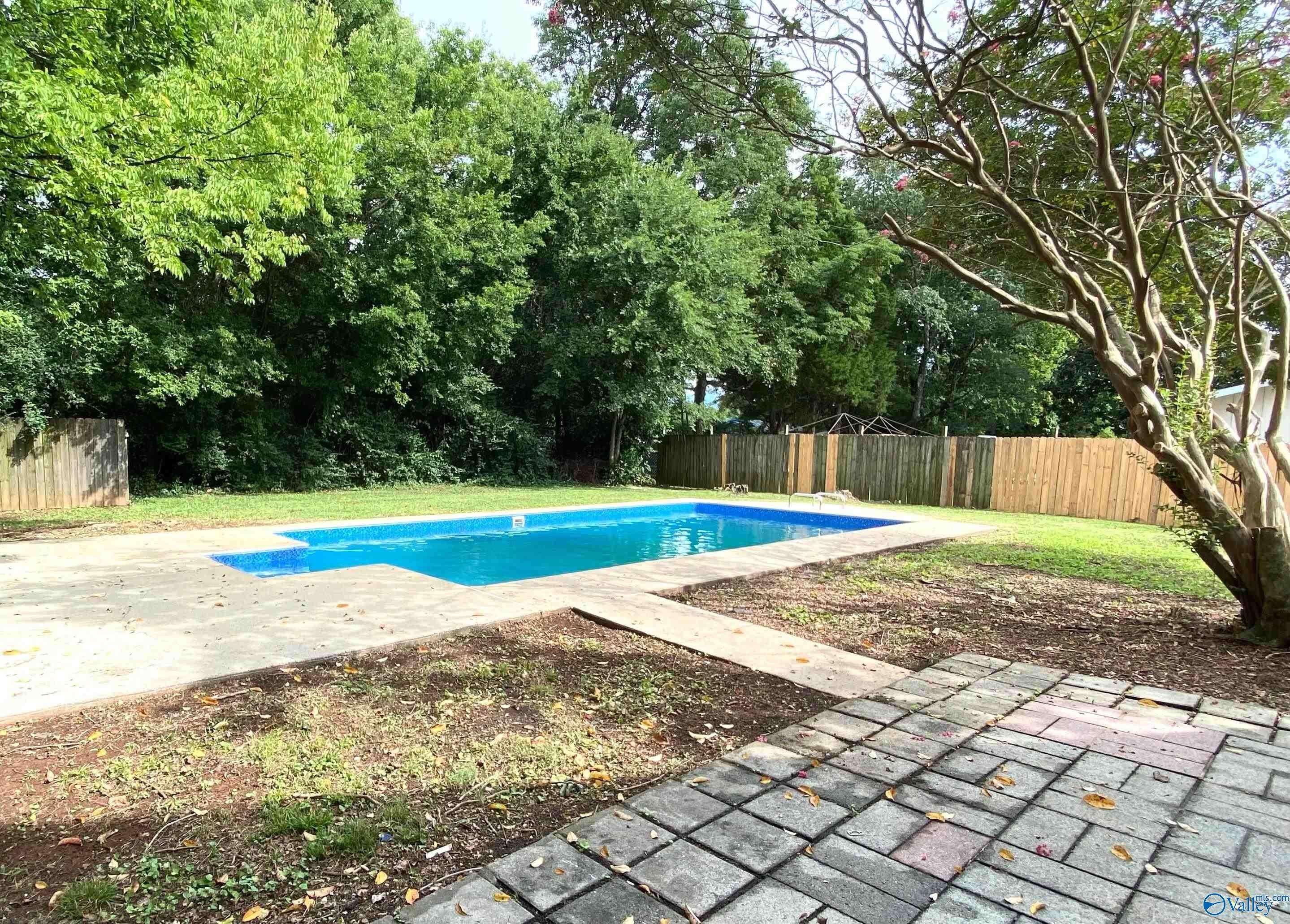 Huntsville, AL 35810,3510 Greenbriar Drive