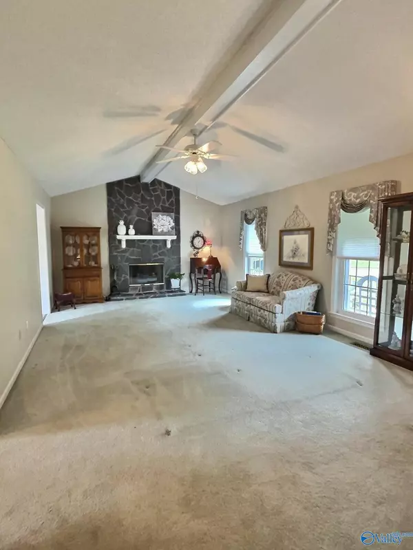 Huntsville, AL 35811,100 Gaylor Drive