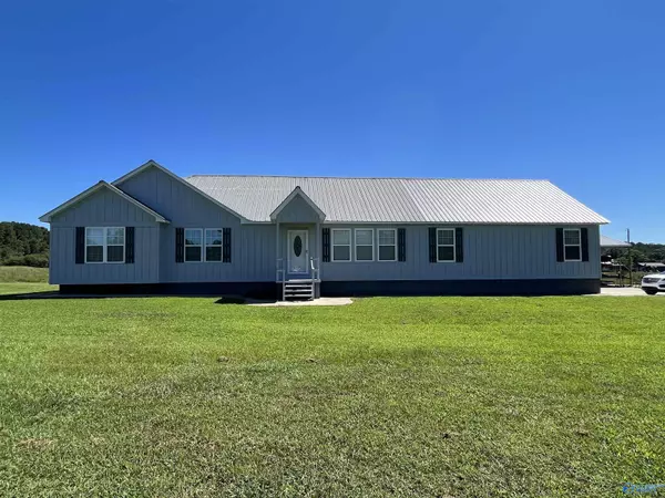 31 Road 1935, Collinsville, AL 35961