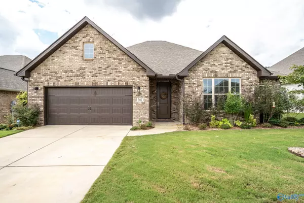 3013 Crystal Creek Drive, Brownsboro, AL 35741