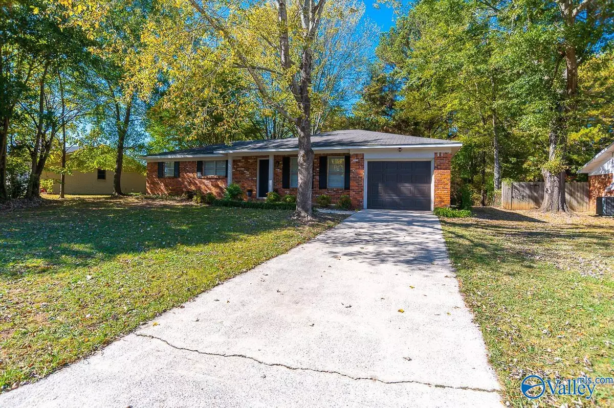 Decatur, AL 35601,1401 Kathy Lane SW