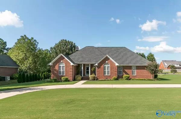 22219 Shawnee Lane, Athens, AL 35613