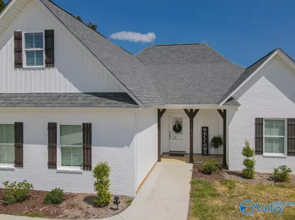 Glencoe, AL 35905,310 Lakeview Court