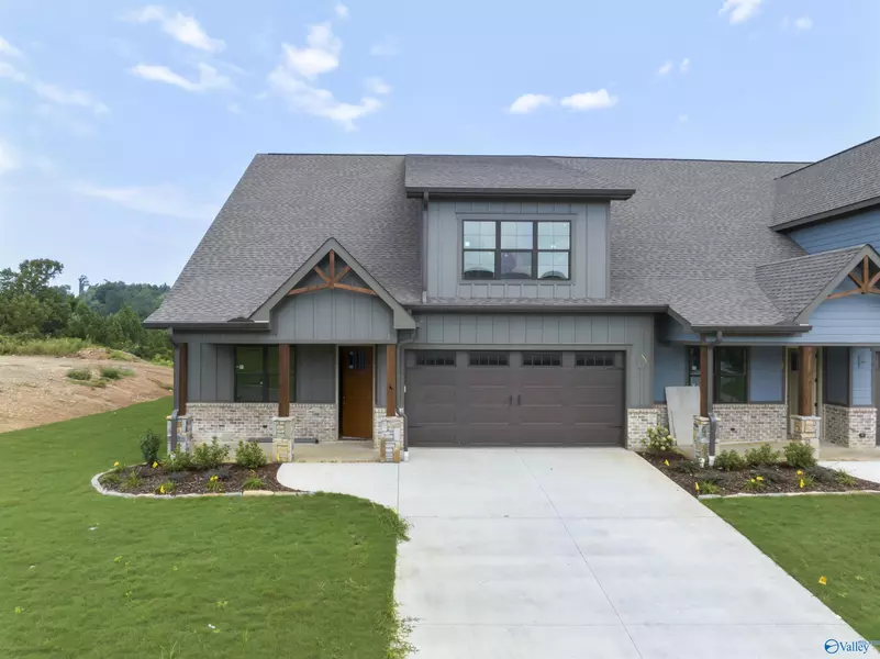 199 Whistling Straits Way, Guntersville, AL 35976