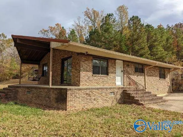 Ragland, AL 35131,519 Crawfish Lane