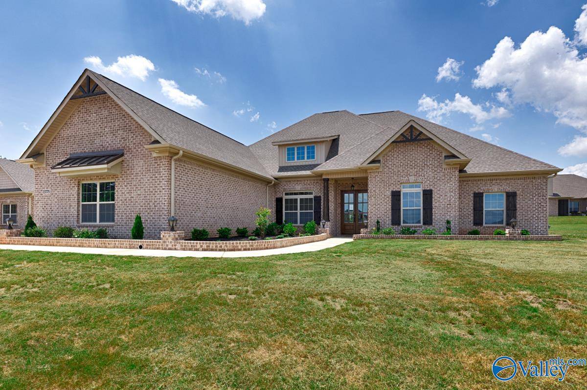 Athens, AL 35611,13775 Front Nine Drive