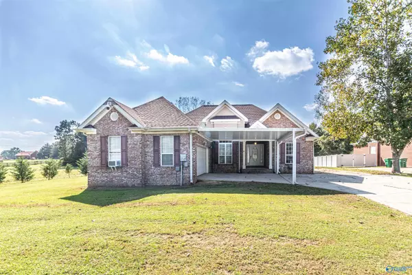 61 County Road 1840, Arab, AL 35016