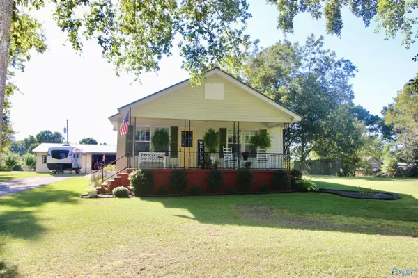 307 Hazel Street, Centre, AL 35960