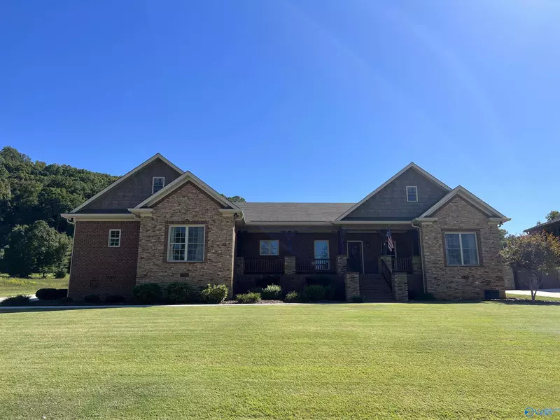 119 Lake Creek Drive, Guntersville, AL 35976