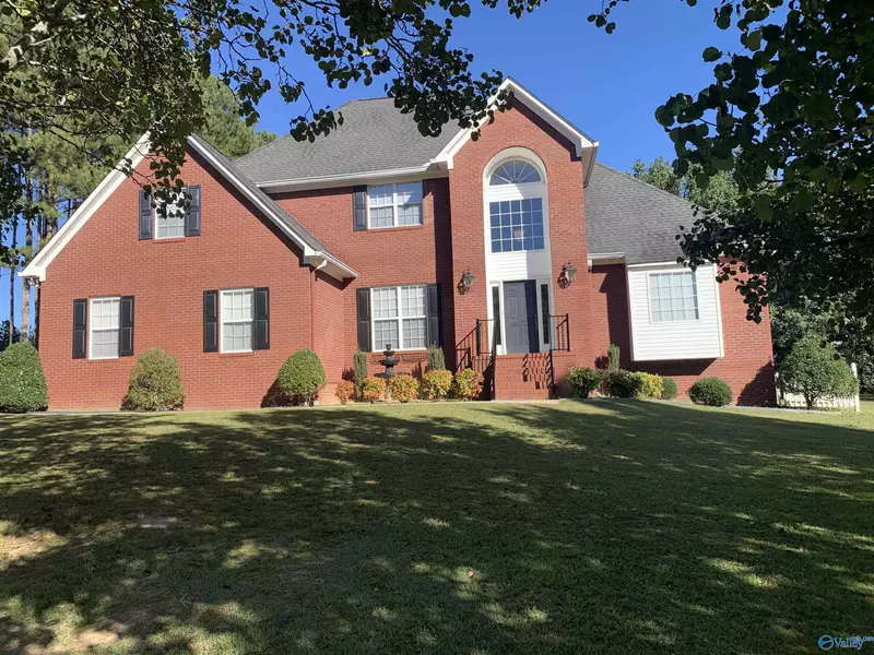 1411 Ponderosa Road, Albertville, AL 35950