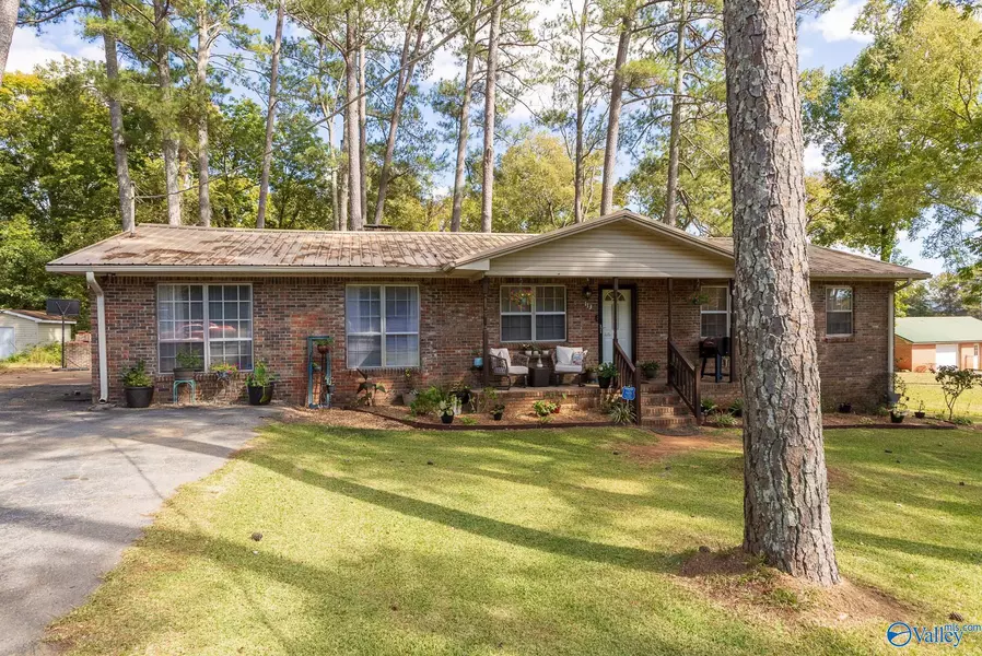 113 Carpenter Drive, New Hope, AL 35760