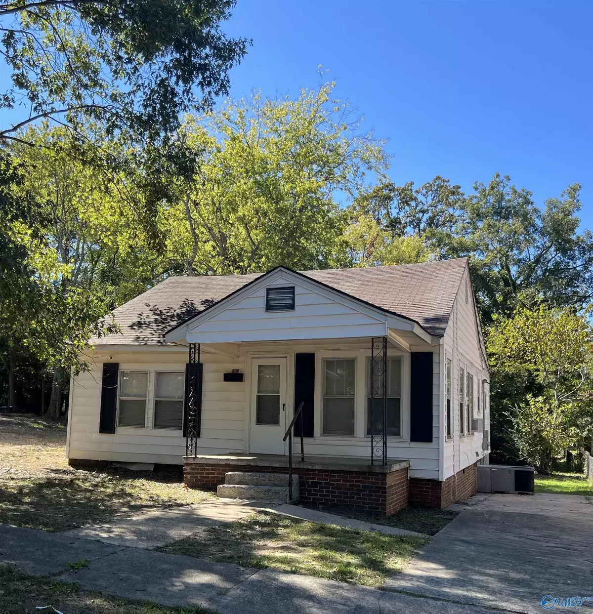 Gadsden, AL 35904,509 Wilson Street