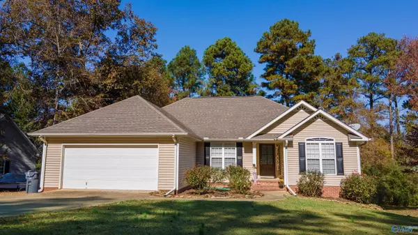 2970 S Plymouth Rock Trail S, Southside, AL 35907