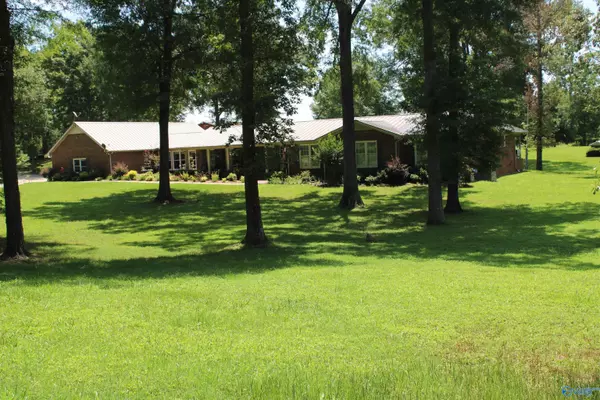 688 County Road 333, Moulton, AL 35650