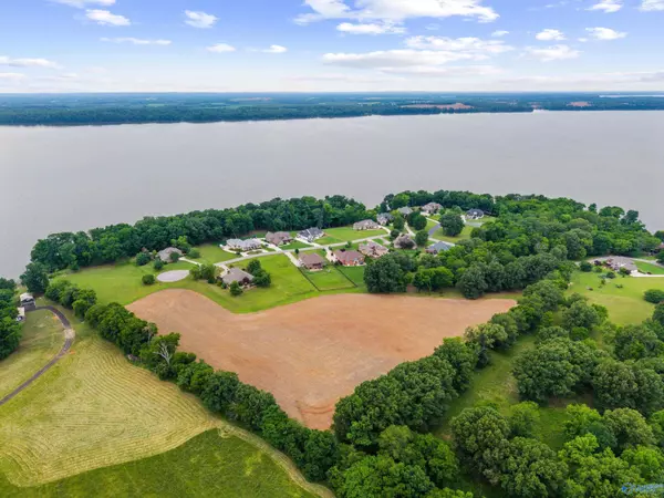 Athens, AL 35611,13010 Saint Andrew Drive