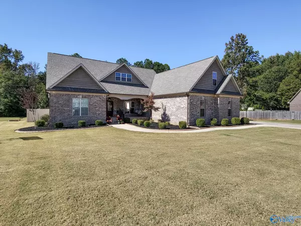 Athens, AL 35613,21743 Silver Oaks Circle