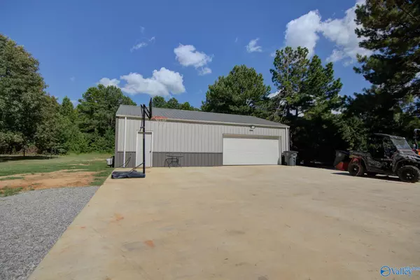 Trinity, AL 35673,410 County Road 301