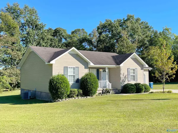 Albertville, AL 35950,312 Live Oak Court