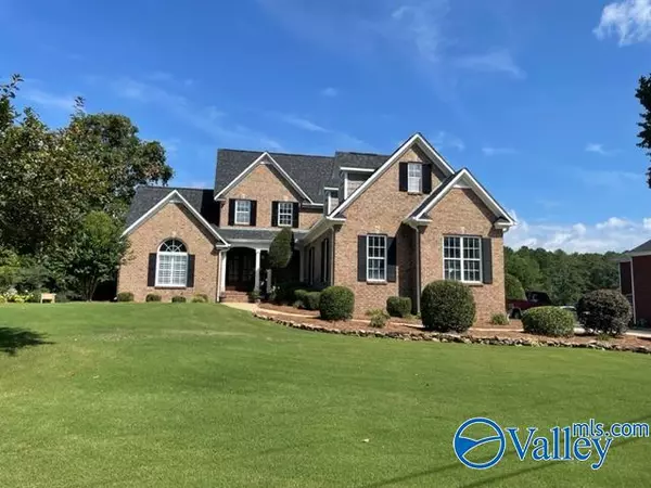 1156 Lake Forest Drive N,  Southside,  AL 35907