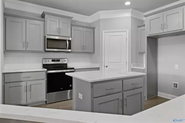 Toney, AL 35773,106 Barn Trail Way