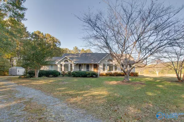 395 Walker Road, Grant, AL 35747