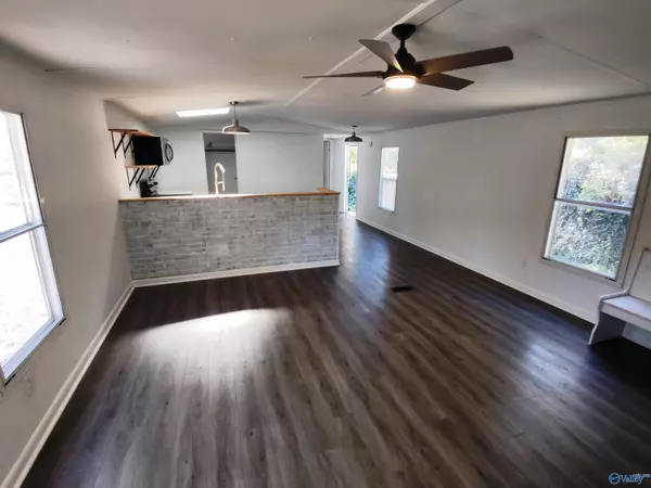 Jacksonville, AL 36265,10 Ponderosa Lane