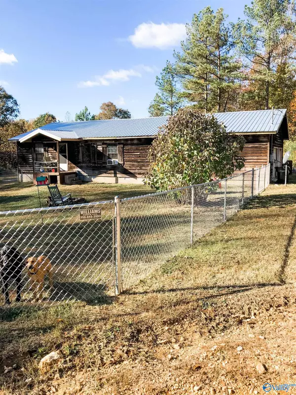 Attalla, AL 35954,109 Christian Way