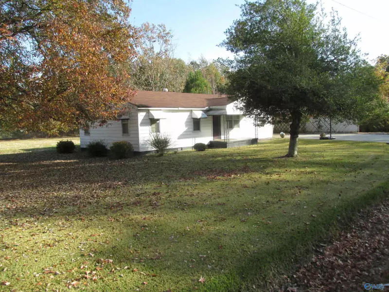 1393 Cave Spring Road, Owens Cross Roads, AL 35763