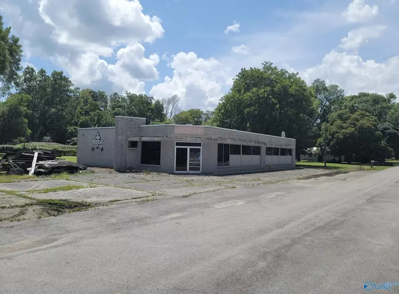 26 Lile Street, Trinity, AL 35673