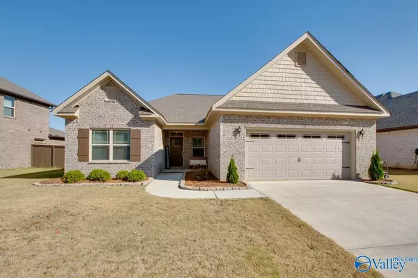 7497 Chaco Street, Owens Cross Roads, AL 35763