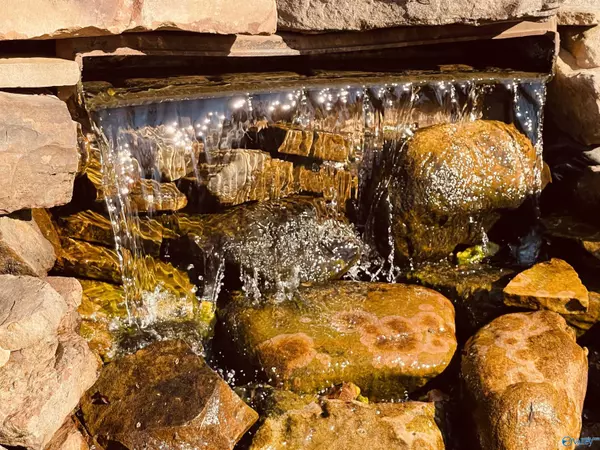 Decatur, AL 35603,2103 Newcastle Lane