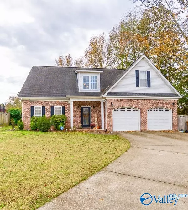 Hartselle, AL 35640,1312 Berrivine Drive NE