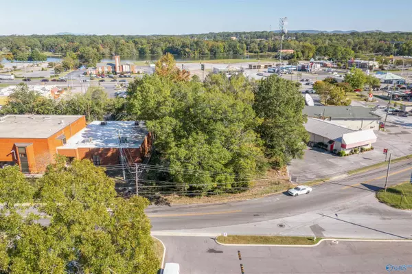 Gadsden, AL 35901,826 South 4th Street