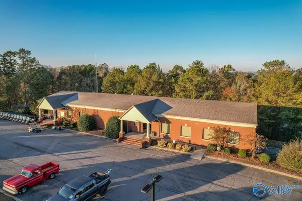 Guntersville, AL 35976,10 Gl Ridge Circle