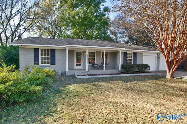 Huntsville, AL 35802,3304 Whitesburg Drive SE