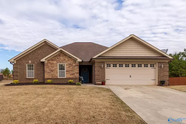 27665 Carrington Court, Athens, AL 35613