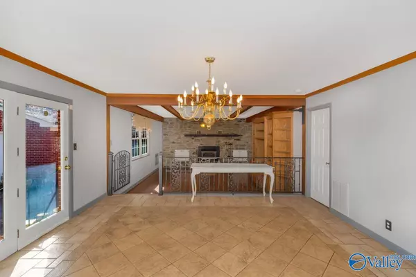 Hazel Green, AL 35750,546 W Limestone Road