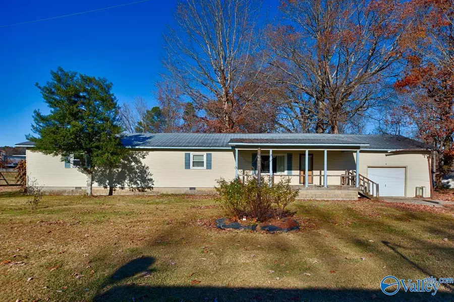 213 Peck Sutton Road, Grant, AL 35747