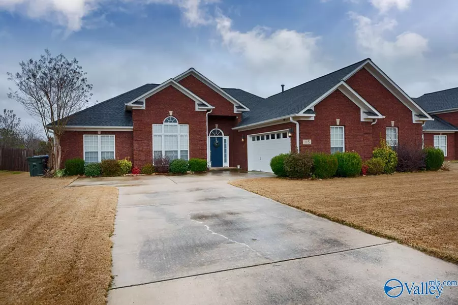 115 Appleberry Lane, Harvest, AL 35749