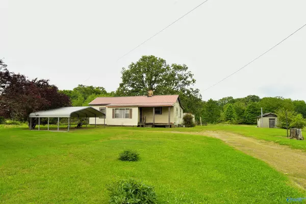 1197 County Road 107, Scottsboro, AL 35768