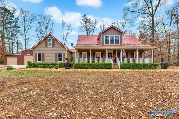 1074 Walker Lane, New Market, AL 35761