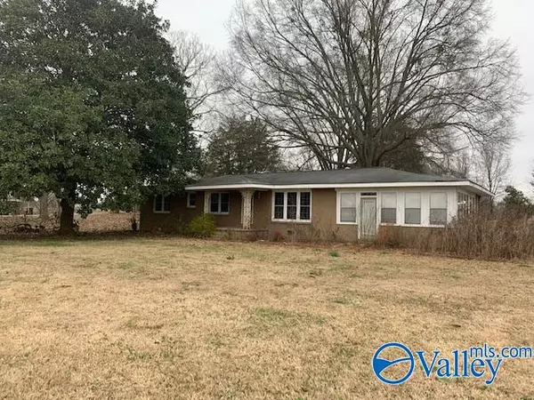 158 Maddox Road, Danville, AL 35619