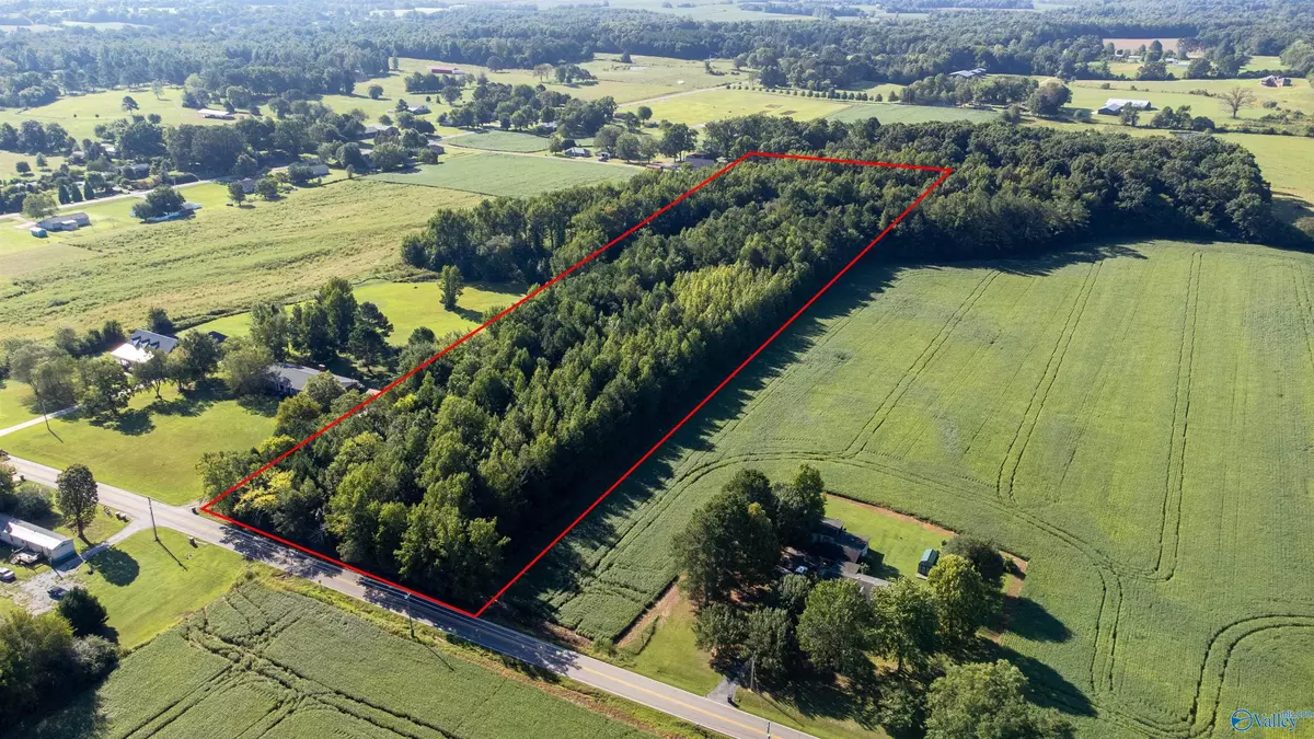 Toney, AL 35773,2958 Ready Section Road