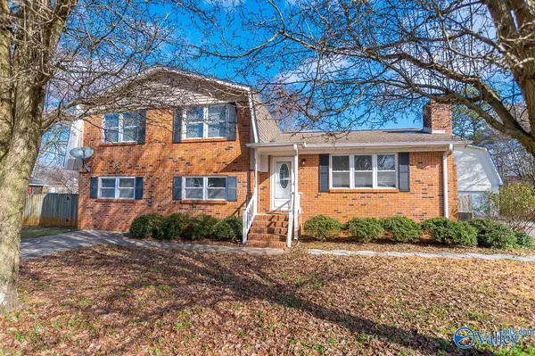 5020 Nancy Circle, Huntsville, AL 35811